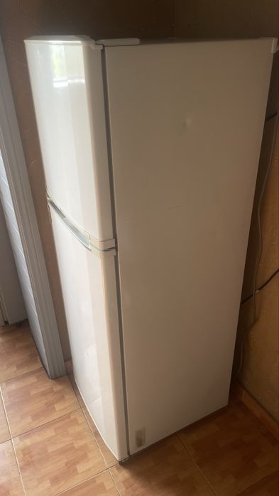 Холодильник LG GR-V252S