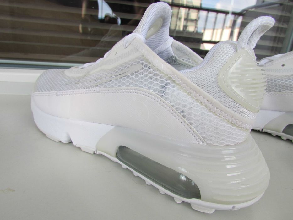 Маратонки Nike Air Max 2090