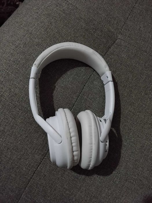 Bluethoot слушалки GRUNDIG