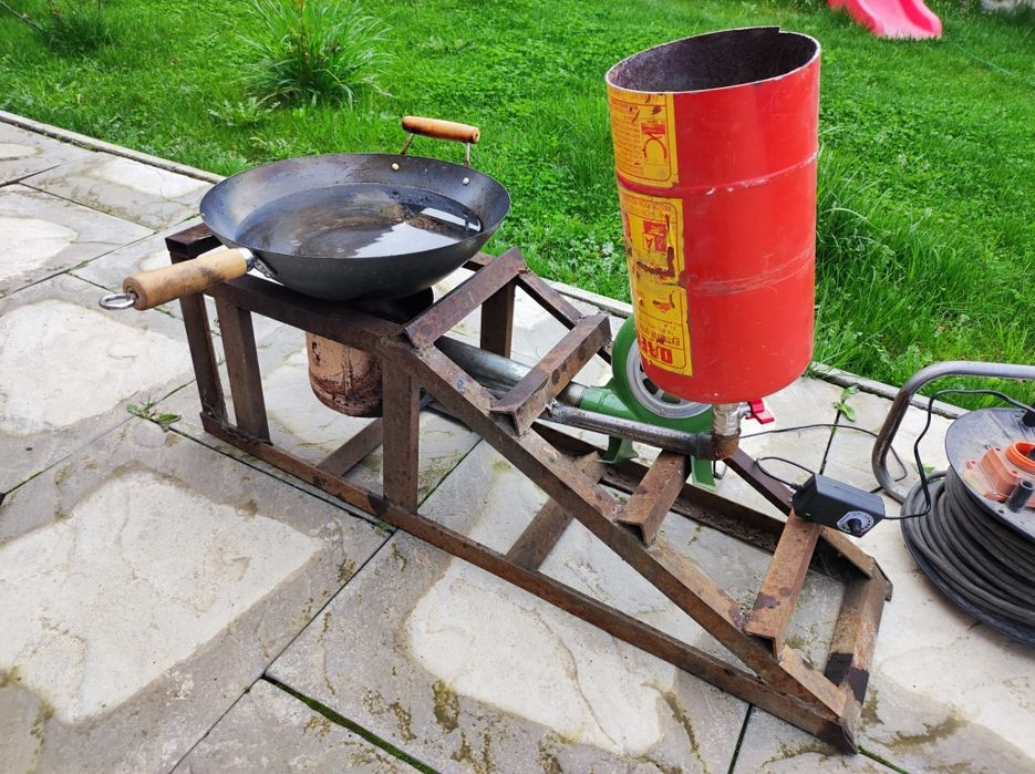 Aragaz pe ulei ars complet