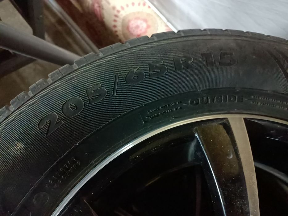 продам диски с шинами