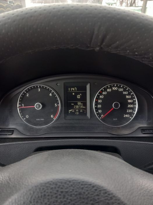 De vânzare VW T5 Doka 6locuri 2.0TDI 2012 Euro 5 Recent adus Germania