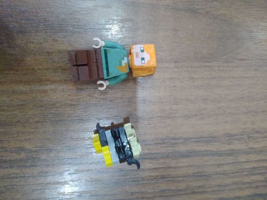 Lego minifigures