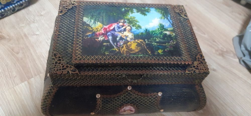 Шкатулки ручной работы