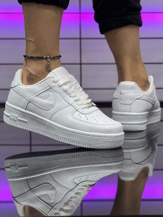Adidasi diverse modele