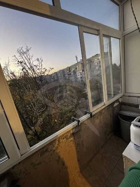 Продава се Тристаен апартамент в Пловдив, Изгрев - 80 кв.м за 950 €/кв.м - Снимка #5