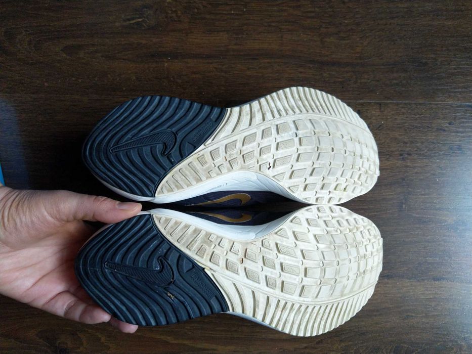 Дамски маратонки Nike air zoom vomero 15