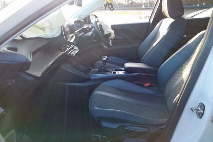 Dezmembrez Peugeot 2008 2 [2019 - 2023] Crossover 1.2 PureTech MT (13