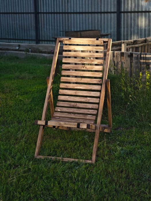 Деревянная складная мебель.