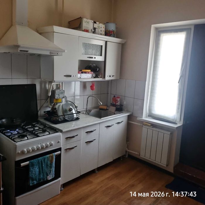 Продаётся 1 комнатная квартира в 6-м мкр