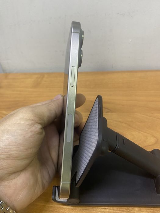 Iphone 15 pro max 512gb e sim акб 80