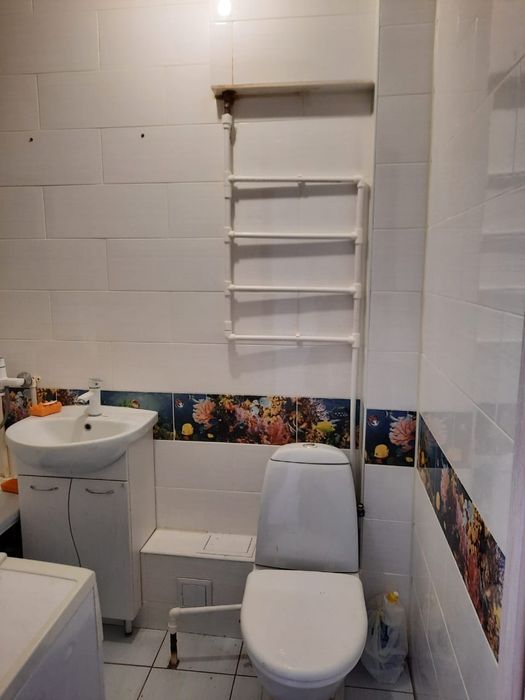 Сдам 2ком квартиру в районе 10 школы
