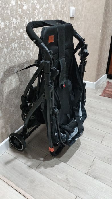 Детская  коляска