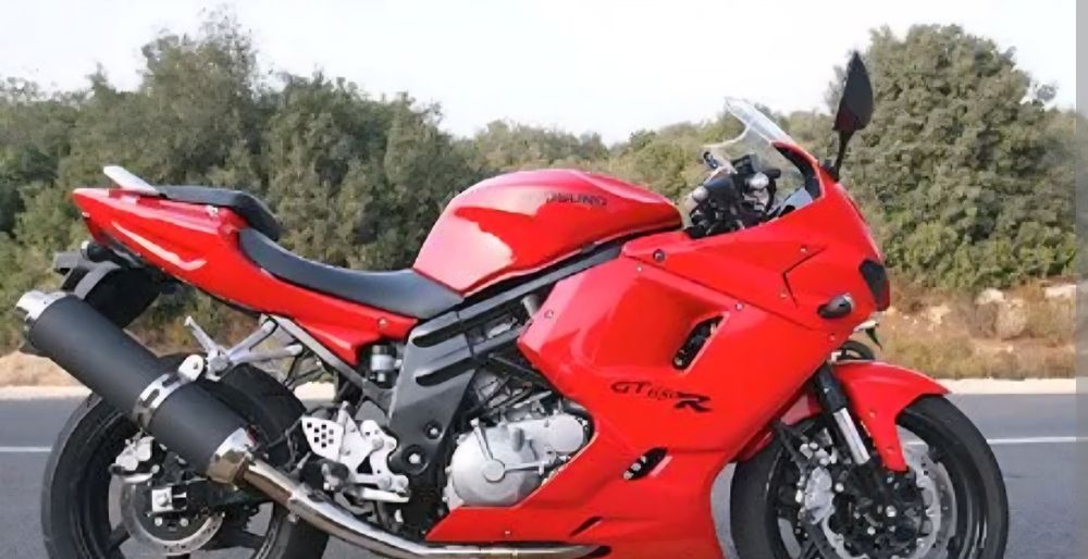 Gt 650R.    Hyosung 2006