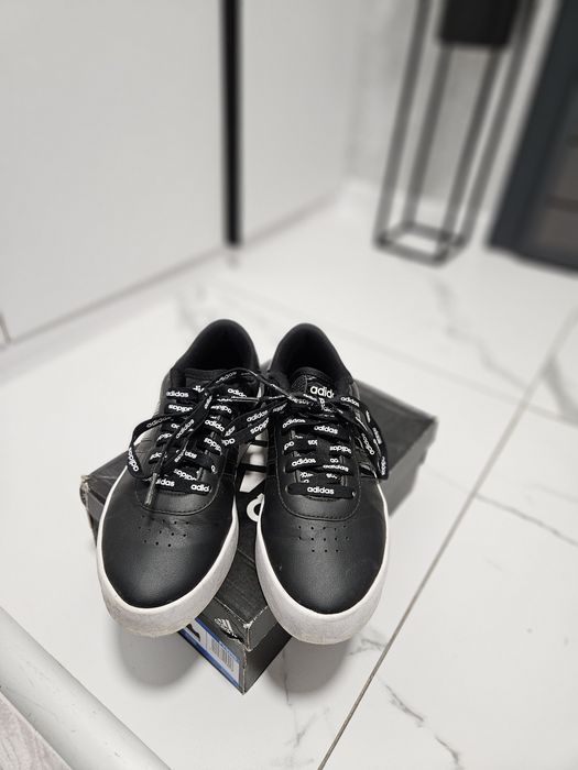 Маратонки Adidas