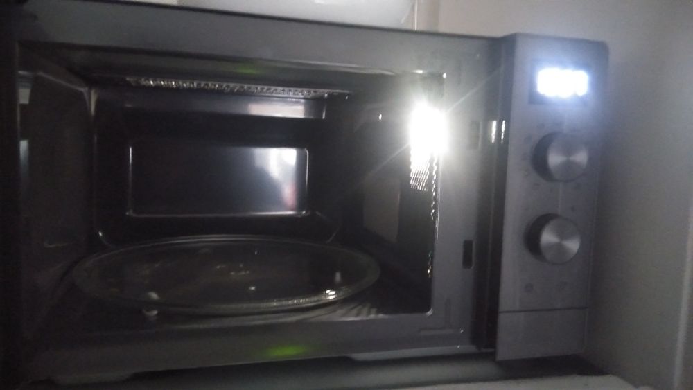 Preț bun la cuptor cu microunde