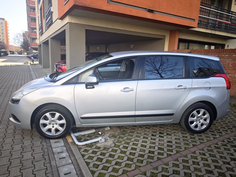 Peugeot 5008, 2011, 1.6 benzina