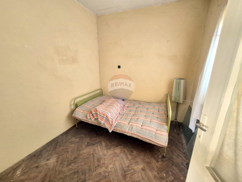 Продава се Къща в Белослав - 174 кв.м за 567 €/кв.м - Снимка #8