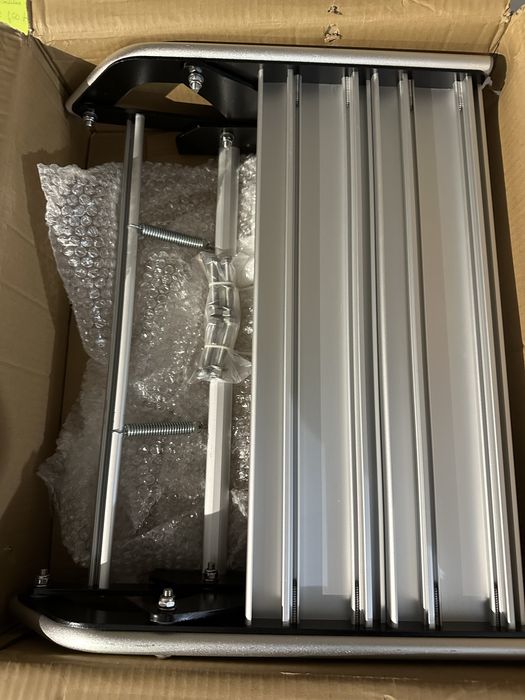 Scara de acces pentru rulote