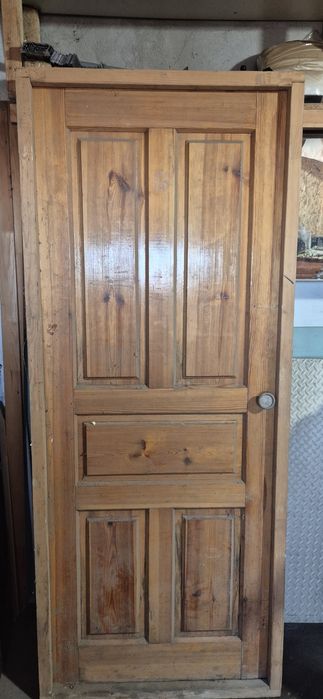 Продам дверь ...