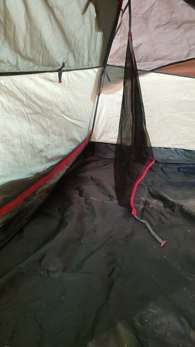 Cort camping 3 persoane
