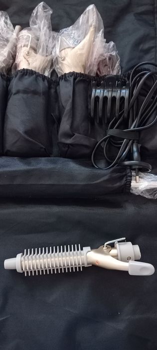 Продавам маша Philips