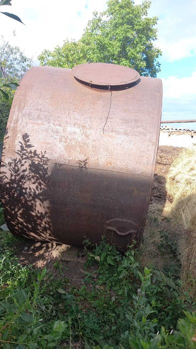 Продам железную бочку