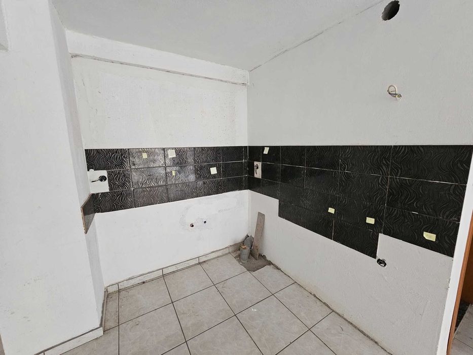 ПРОДАВА се офис 100 кв.м в Агиос Йоанис Кавала (код 4481)