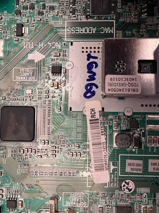 Основна управляваща платка за телевизор LG модел 55EA970V. Каталожен номер на платката - EBT 62667908