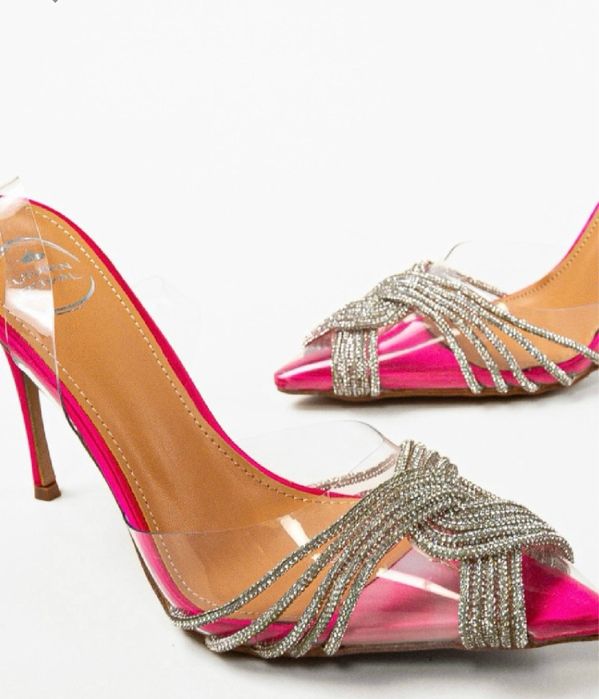 Прозрачни обувки с цикламено