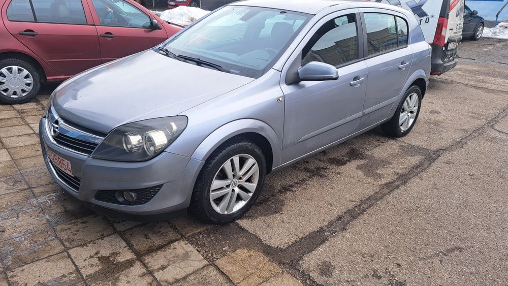 Dezmembrez opel astra h 1.7 cdti 101 cai