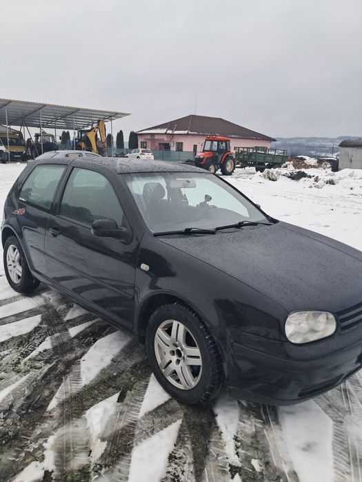 Vând golf 4 -coupe 1.6 16 v 105cp cod motor BCB