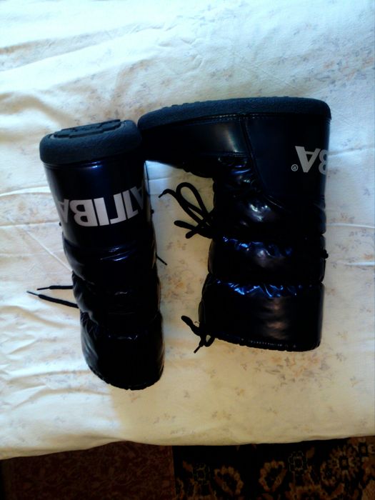 Продам сапоги подростковые унисекс