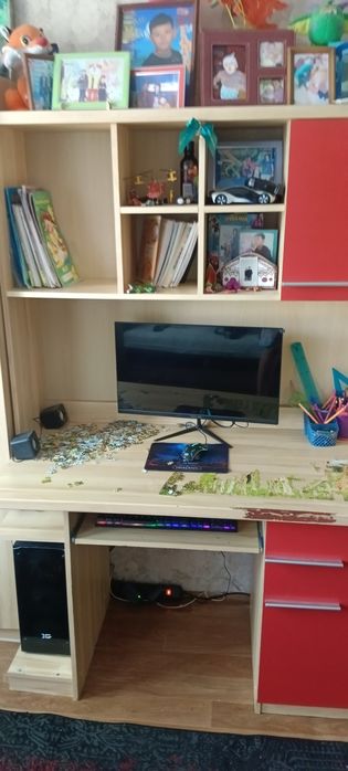 Детский гарнитур.