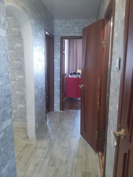 Продам квартиру 3 комнатную