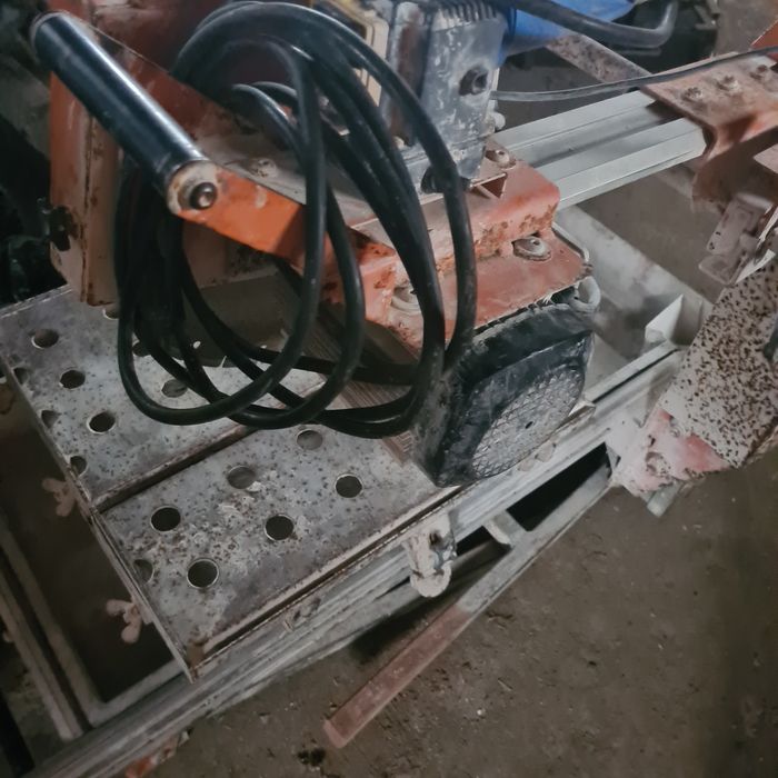 Clipper Norton masina de tăiat pavele piatra cu apa