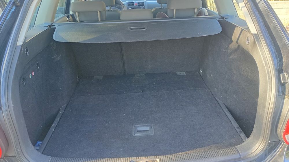 Volkswagen Golf. 2008