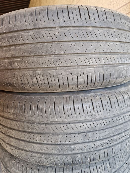 Продам шины, резины комплект (шина, резина) Nexen