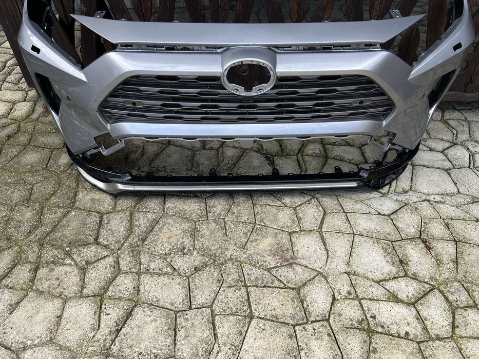 Vand bara fata toyota rav 4  (2019 -2024)