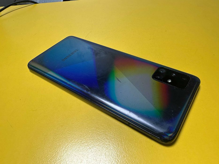 Смартфон Samsung Galaxy A51 128GB 4GB RAM Dual (A515F)
