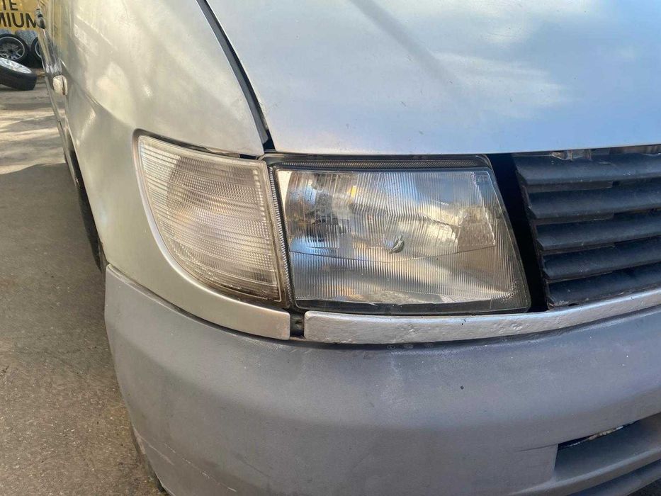 Dezmebrez Mercedes Vito 638 2.2 E3 /bara/far/aripa/capota/oglinda/usa