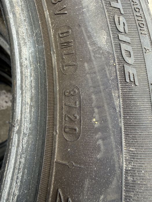 4 броя летни гуми Nexen 215/55R17