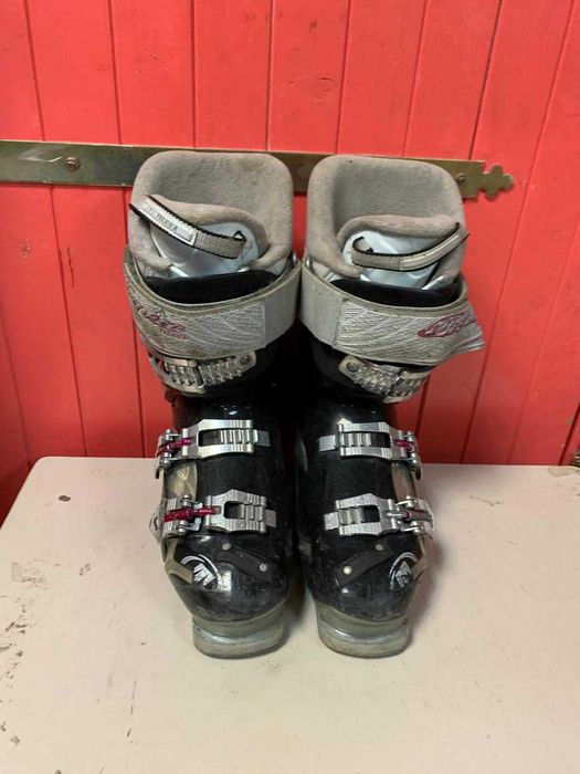 Clapari ski schi Nordica RT marime Eur:39.5 Mondo:25.5