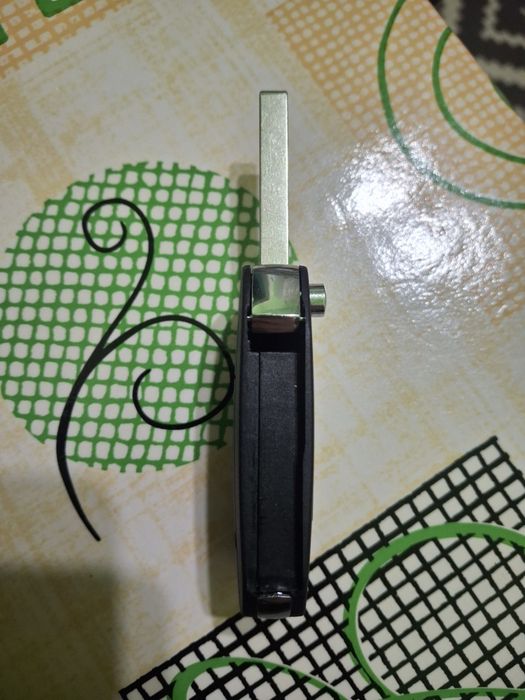 Carcasa cheie tip briceag pentru Opel Corsa