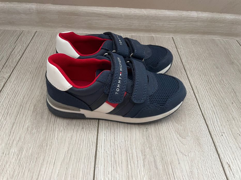 Детски маратонки Tommy Hilfiger Ямбол Център •