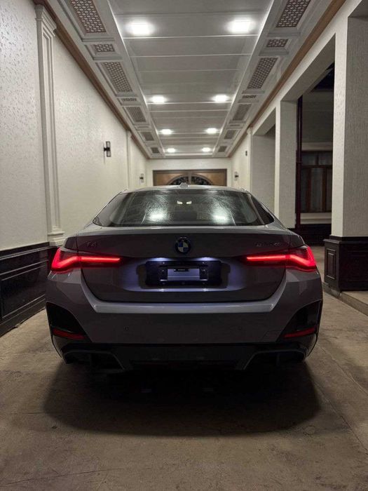Срочно! BMW i4 eDrive40 2025г ! Без пробега! Нардо Грей! Нотариус!