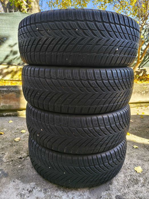 225/60/18 4бр.NOKIAN Всесезонни гуми