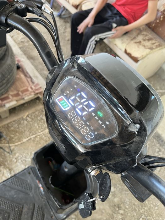 Скутер ск8 500ват