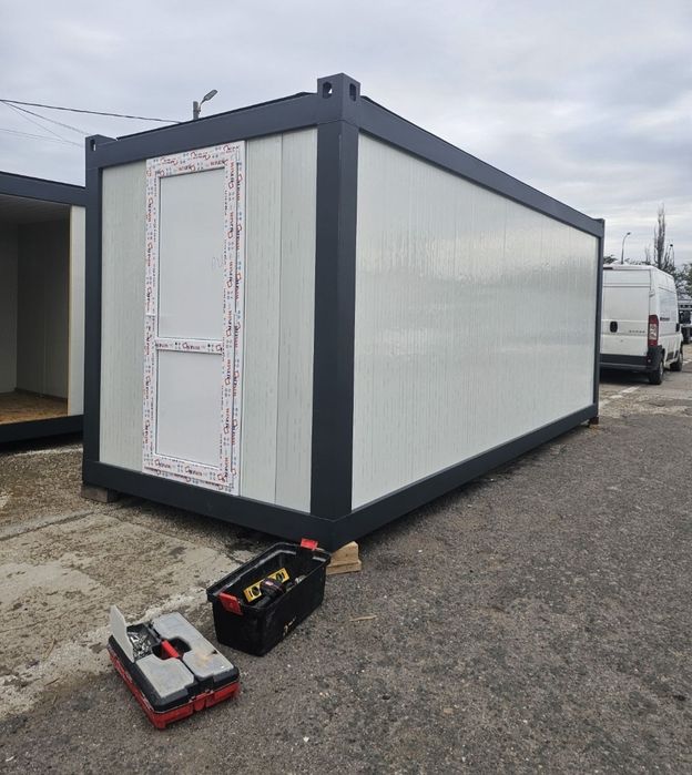 Vand containere modulare la super preț-calitate