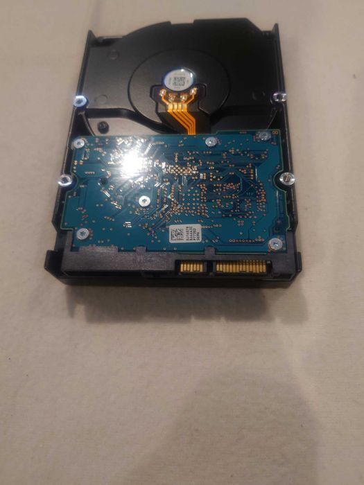 Продавам Hard Disk 2TB SATA 3.5"